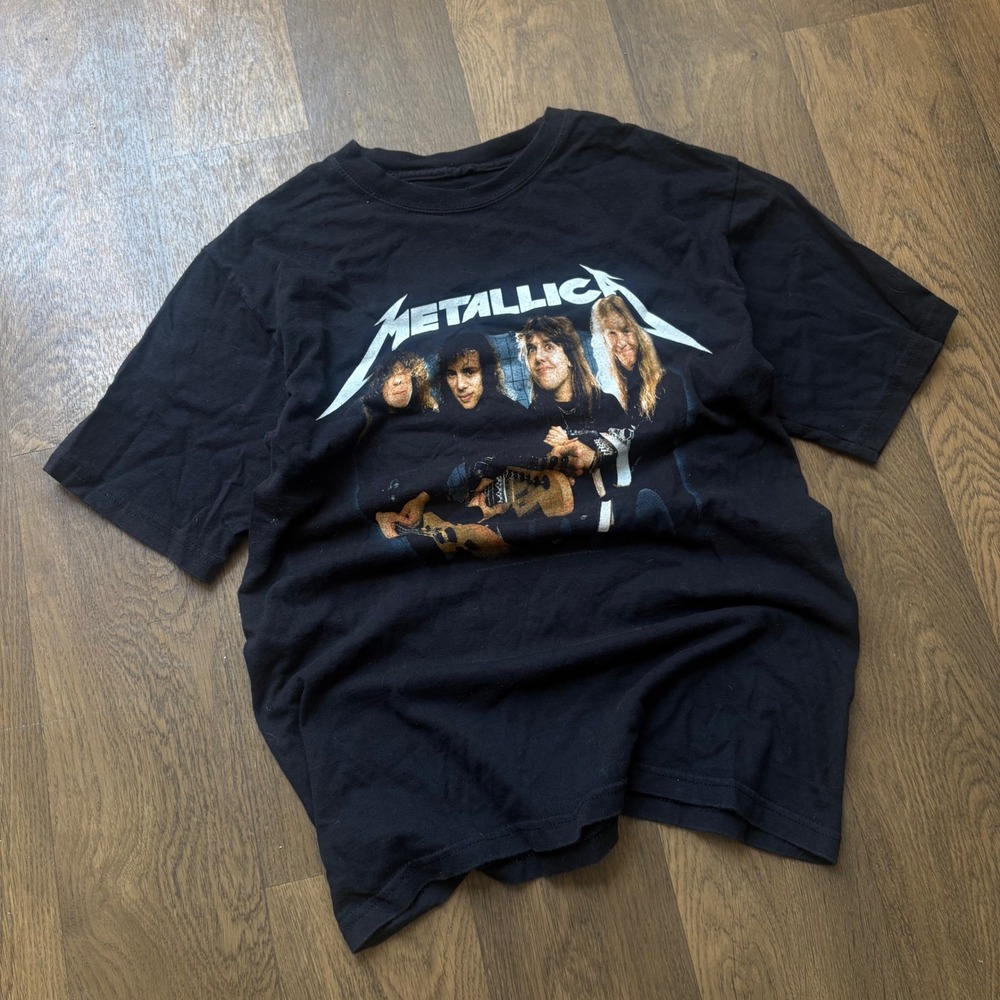 Vintage Y2K 2005 Metallica Garage Days Band Black Faded Graphic T Shirt